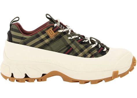 incaltaminte burberry barbati